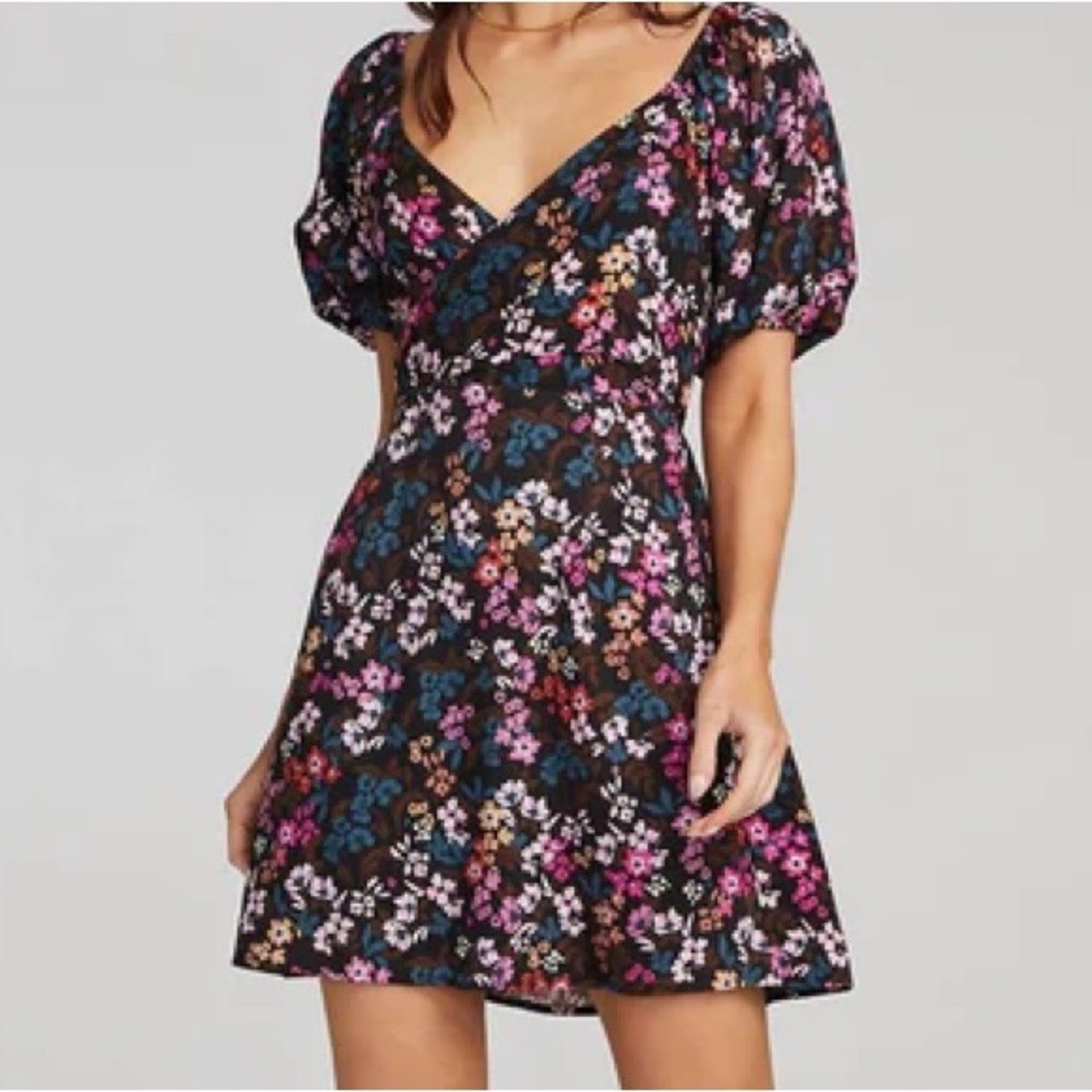 saltwater LUXE Black Floral Short Sleeve Wrap Dress NWT 119
